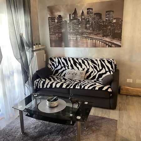Апартаменты Dave'S House Реджонель-Эмилия Экстерьер фото